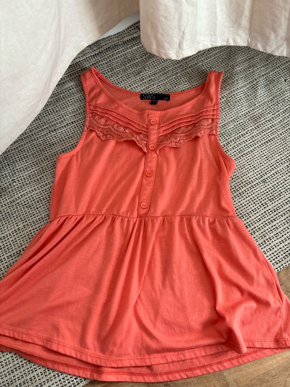 SWS size small top